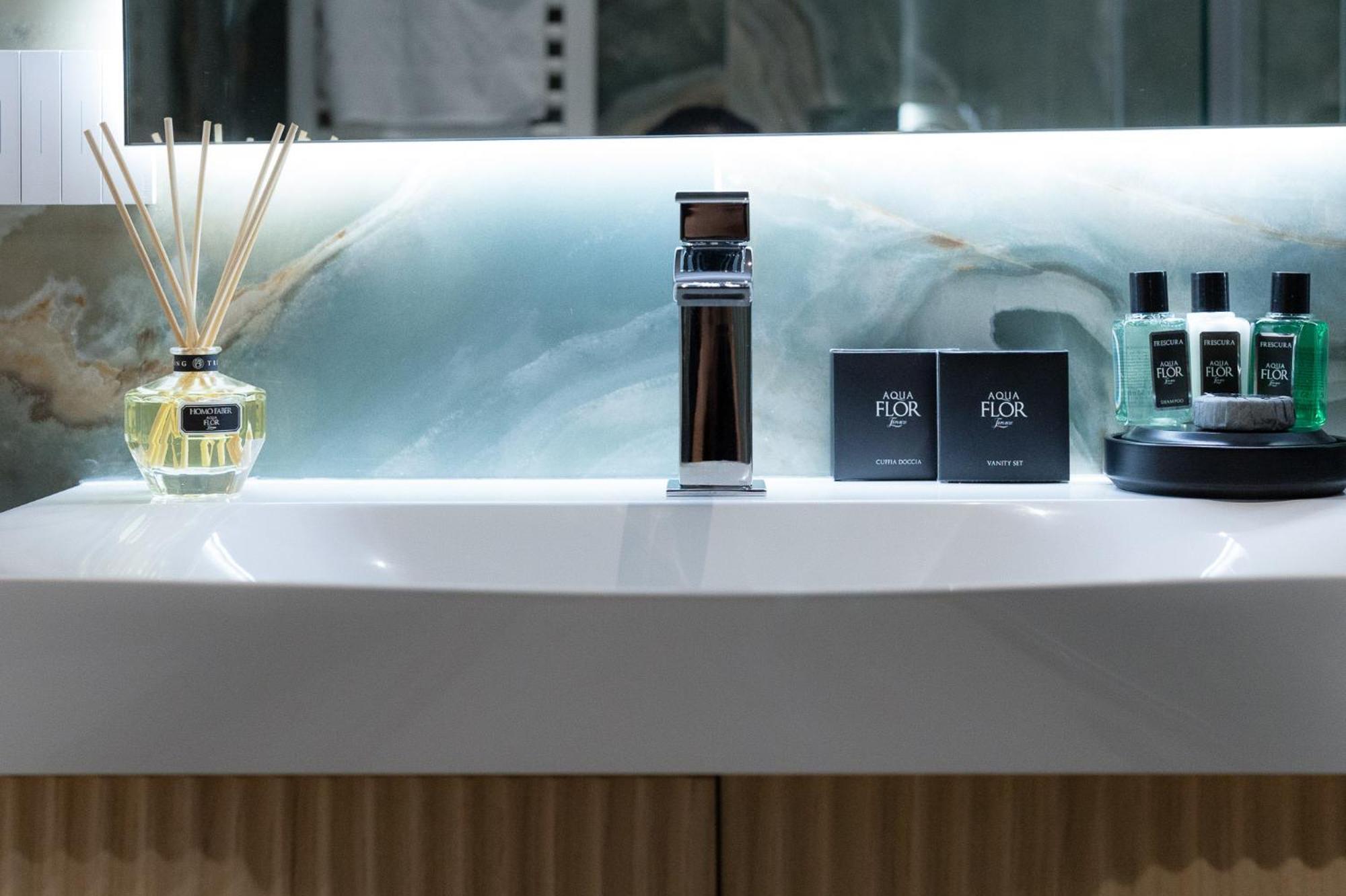 Le Cinque Lampade Florence Suites المظهر الخارجي الصورة